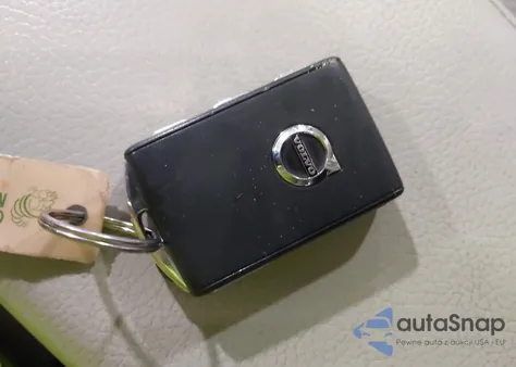 2020 Volvo V60 T5 Momentum из США, поврежденный, VIN YV1102EK7L2394867